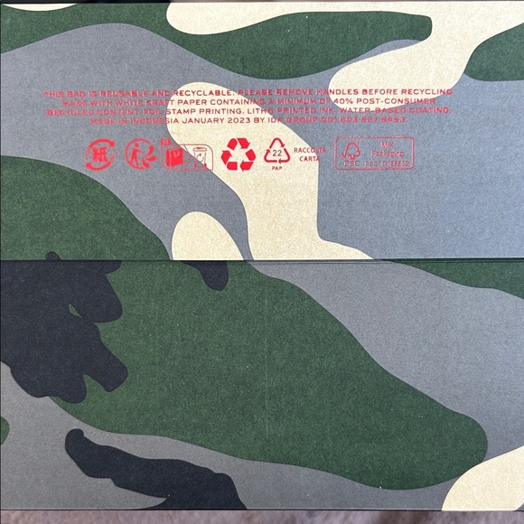 Marc Jacobs Camouflage Tote with Red Accents - Picture 10 of 13